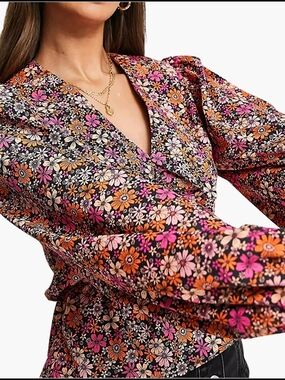 Topshop Black Floral Wrap Blouse with Pink & Orange Flowers. NWOT Size 2